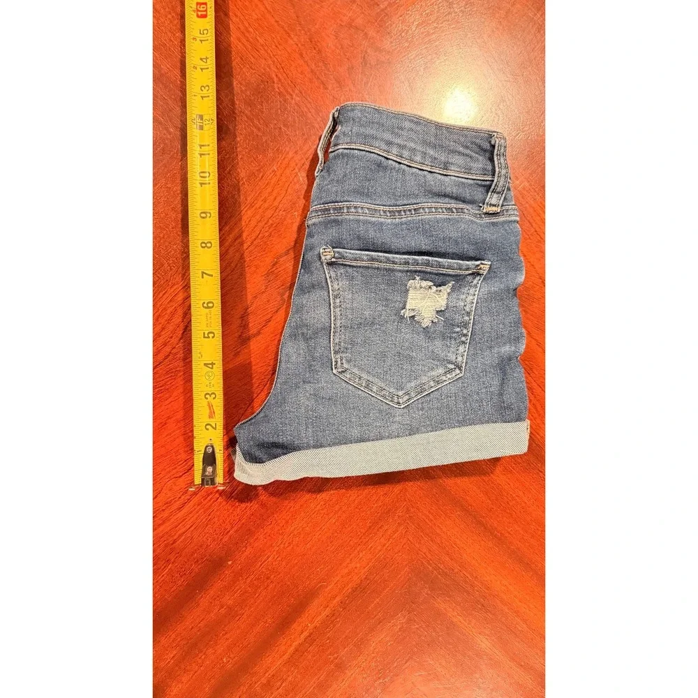 SO‎ Shortie High Rise Distressed Denim Shorts 3 26W Repreve Sustainable NWT